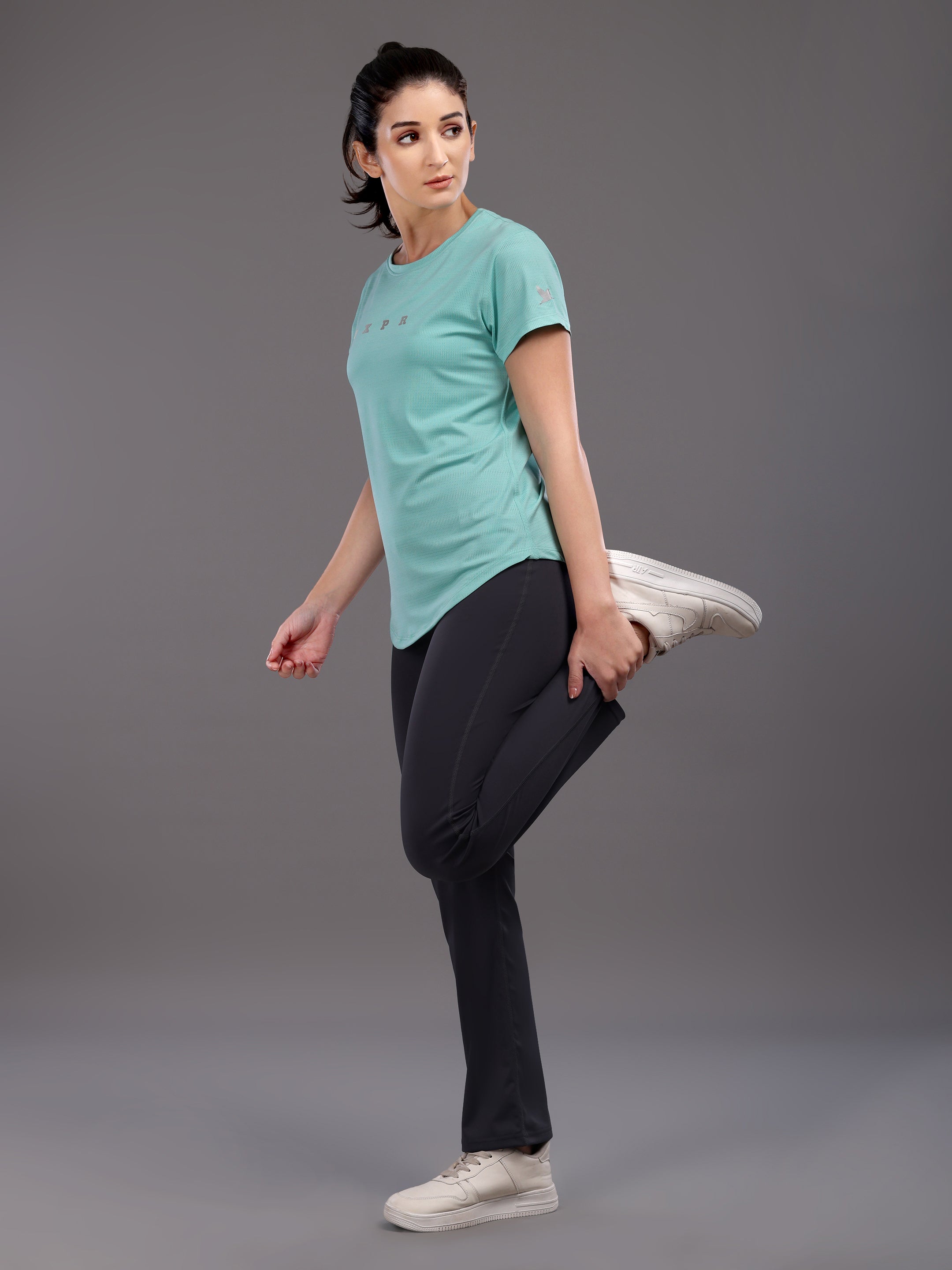 moveher tee