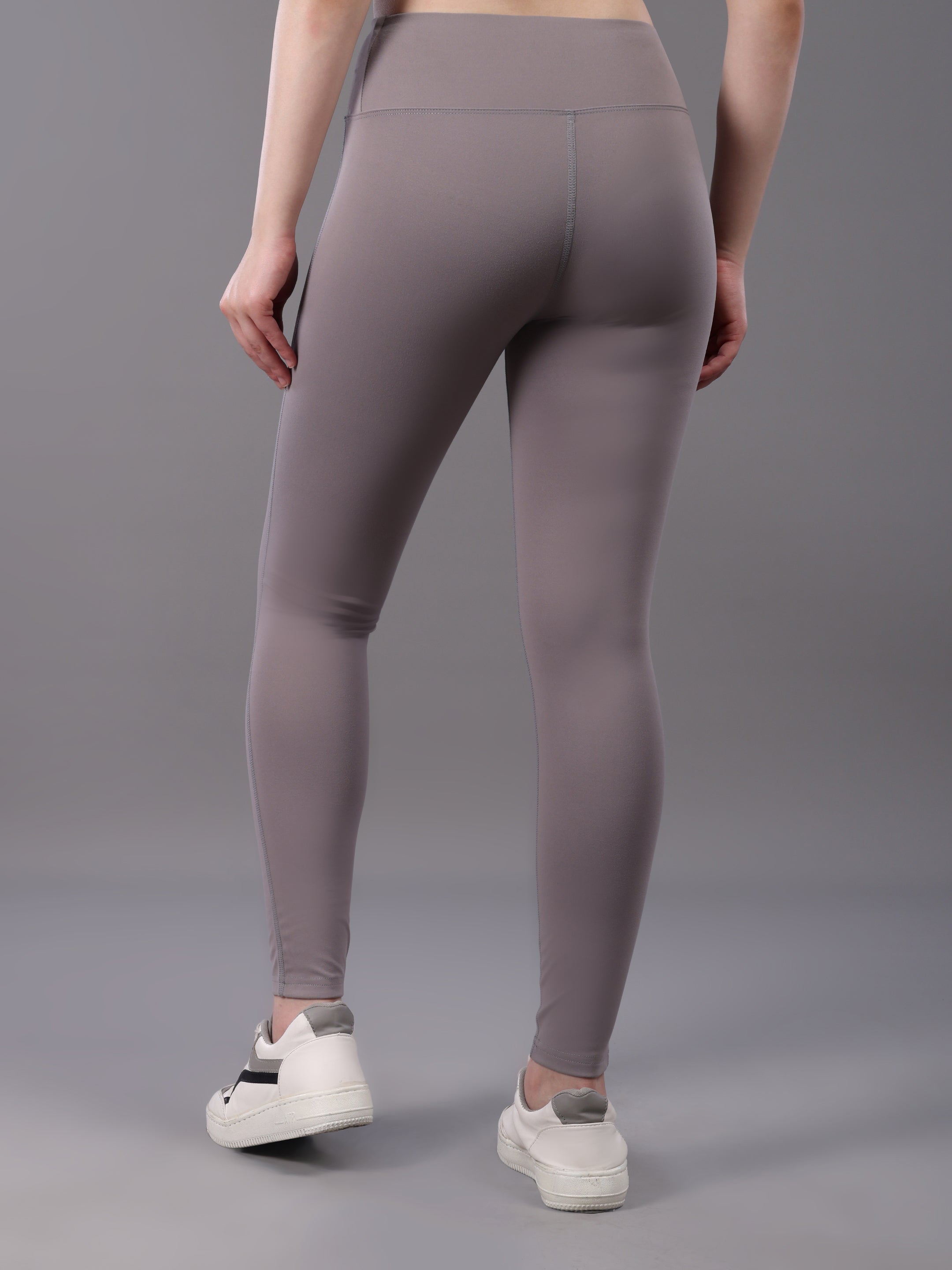 Elara Fit Set