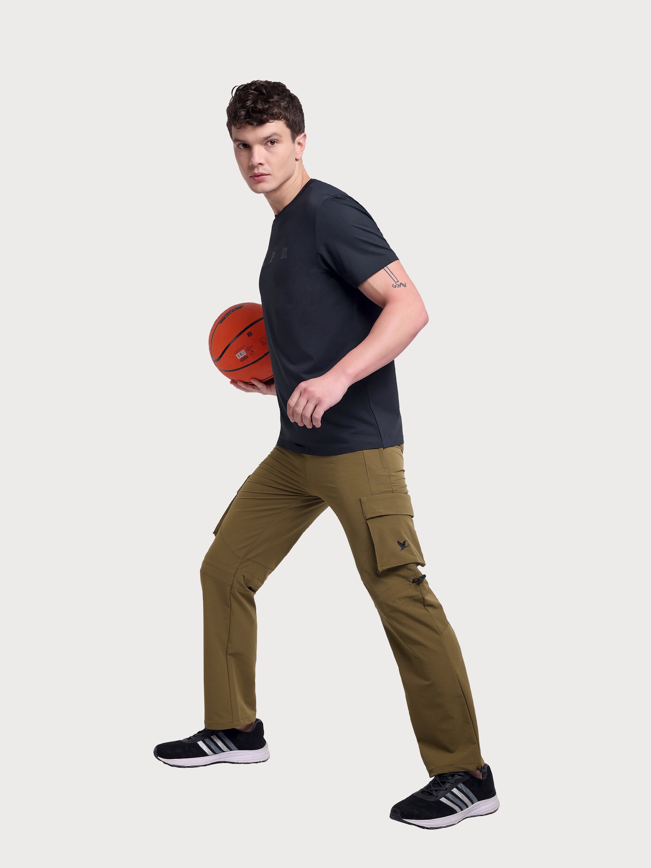 Stealth Cargo Taupe