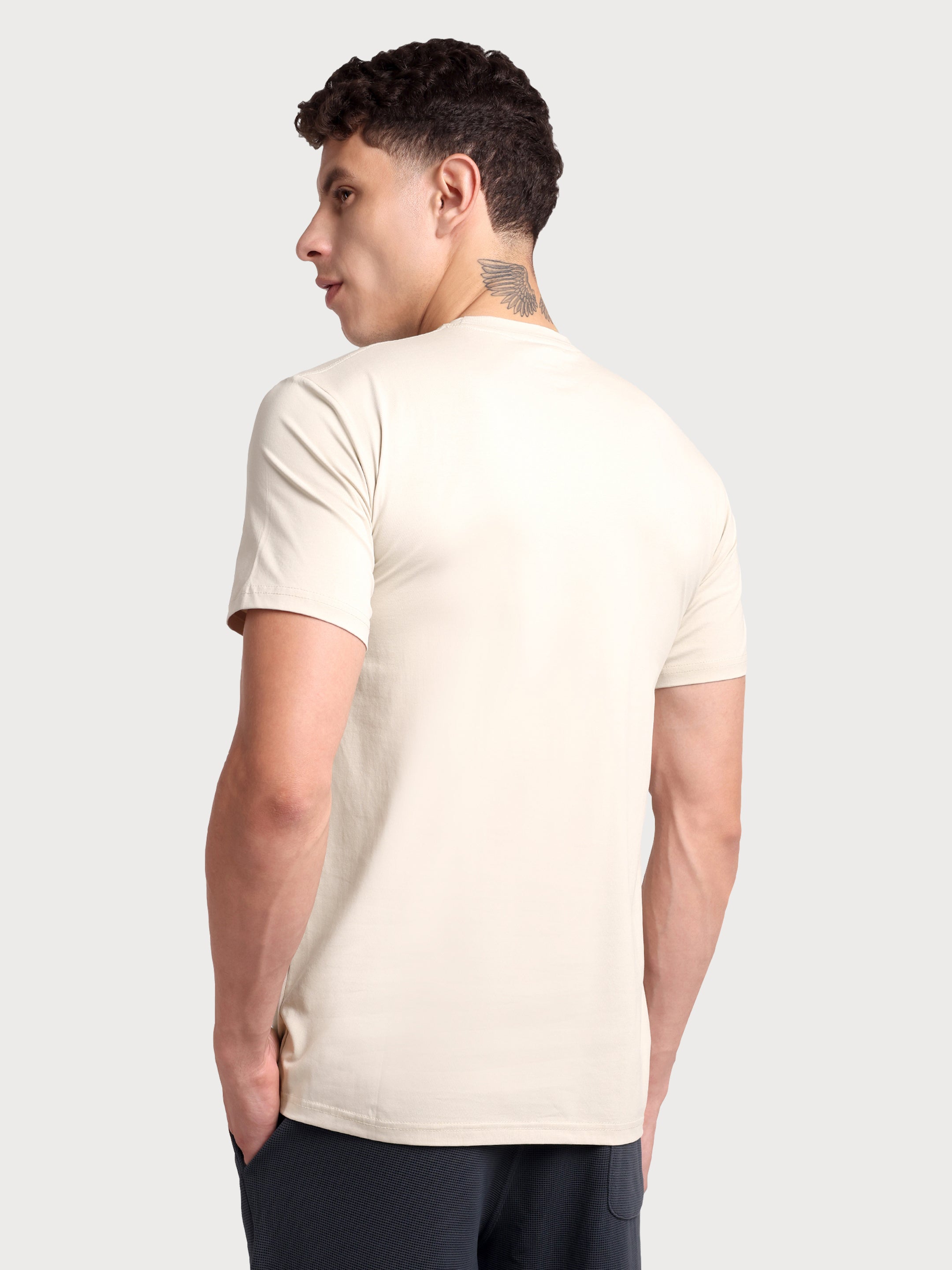 Nova Neck Tshirt Cream