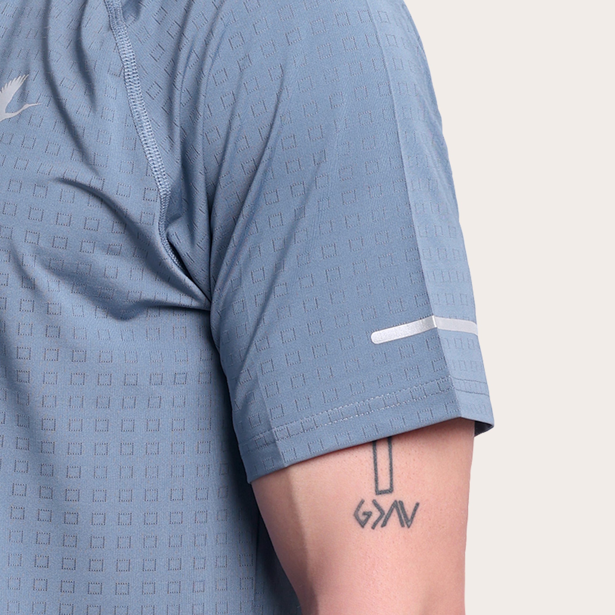 StreetPulse Tee Sky