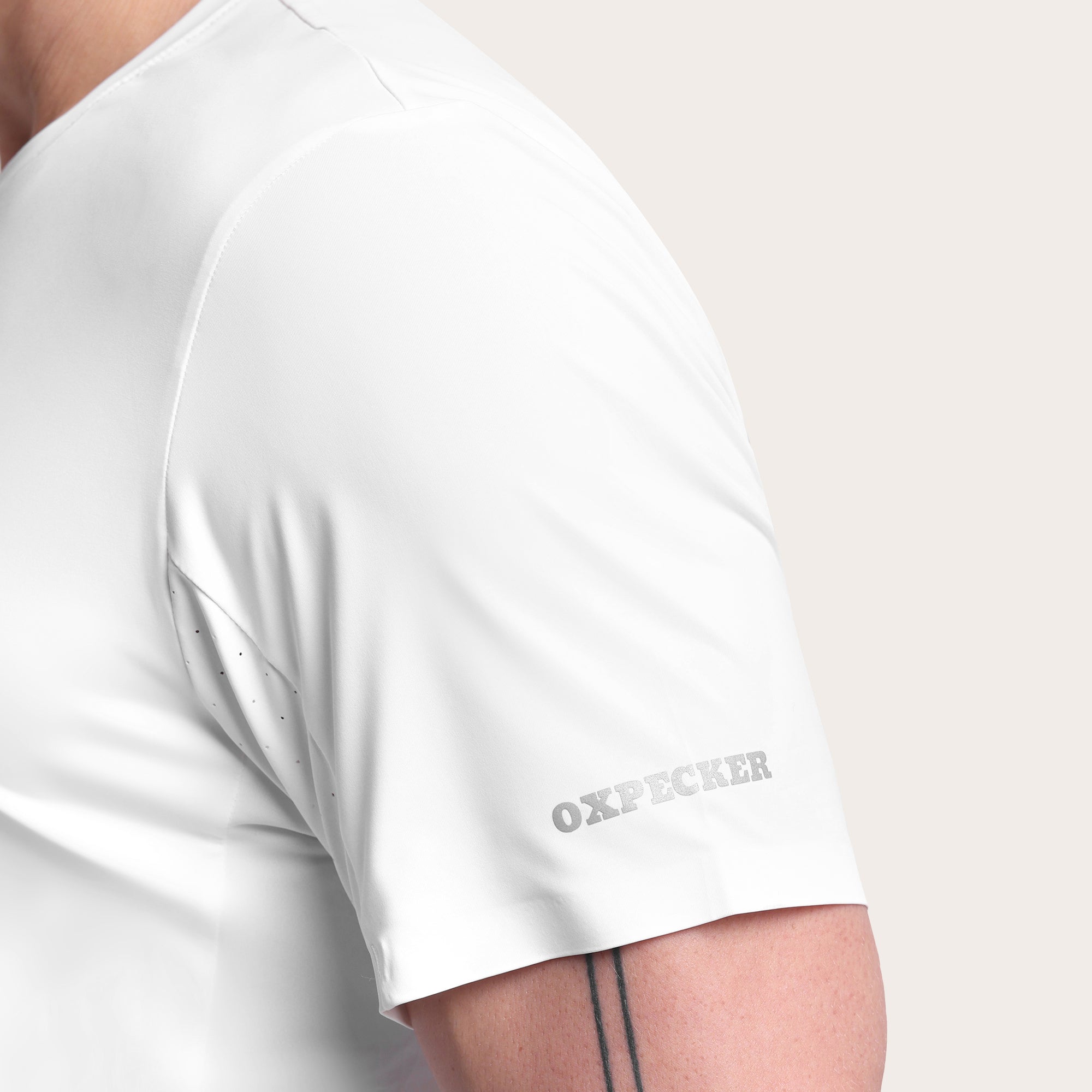 UrbanThreads Tee White
