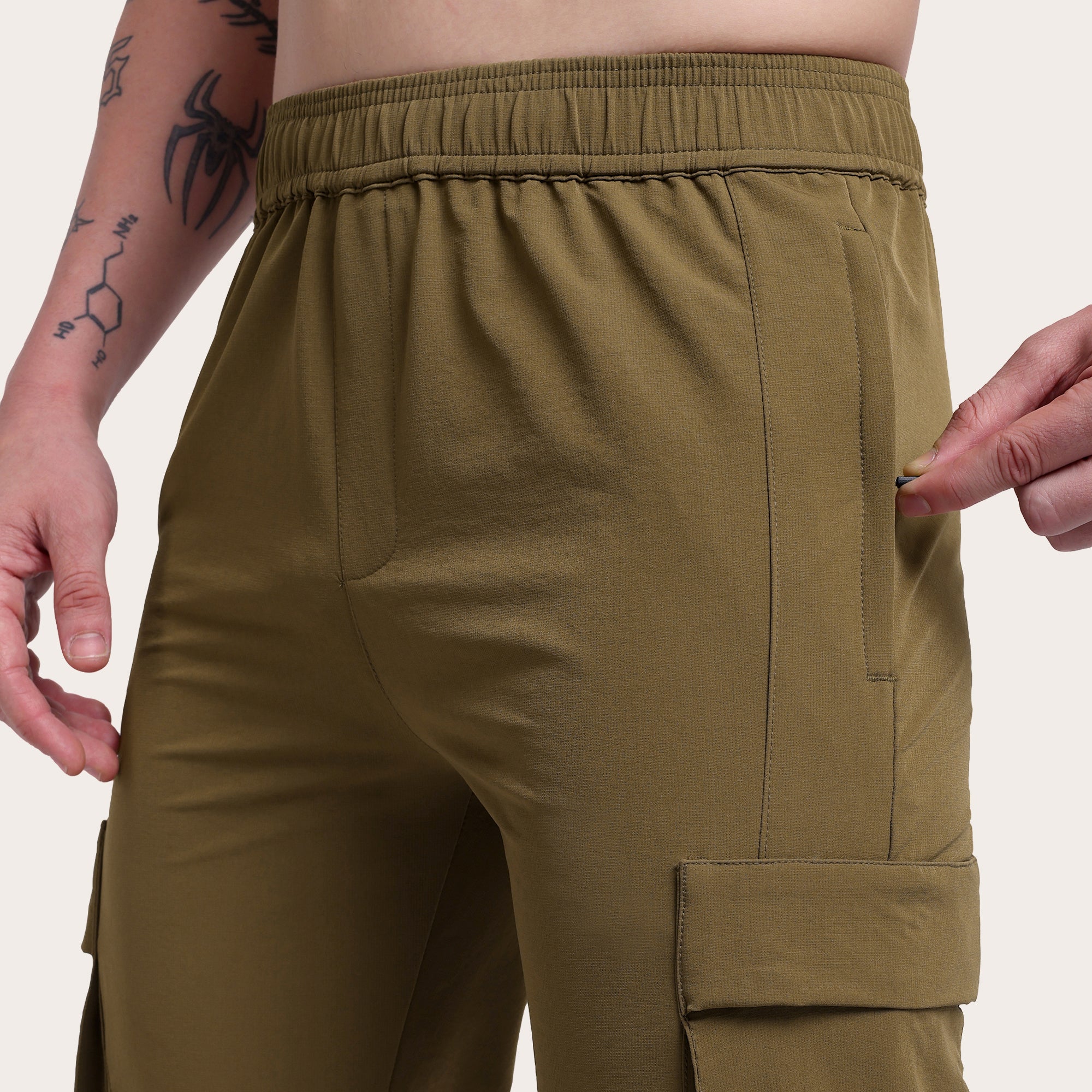 Stealth Cargo Taupe