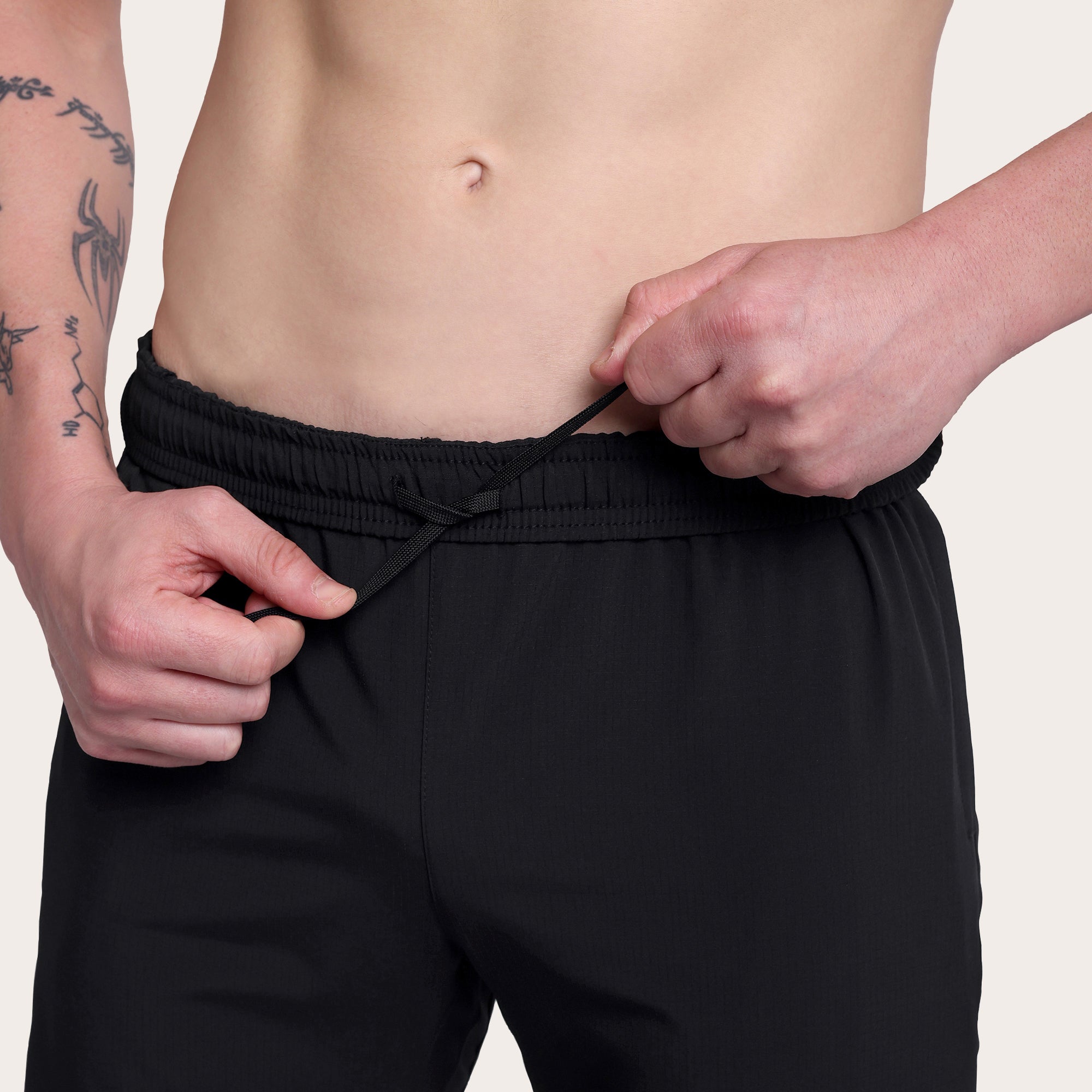 Ignition Shorts Black